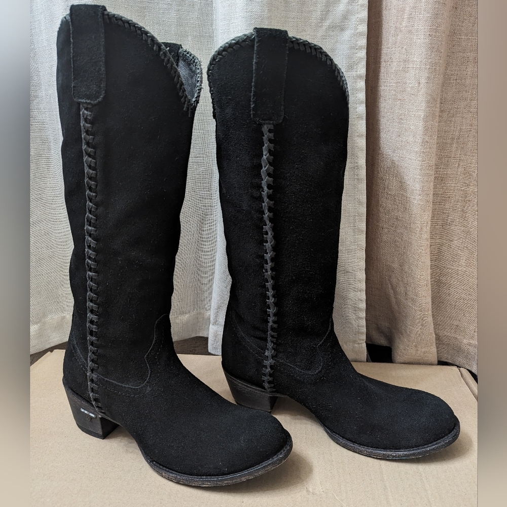 Lane Plain Jane tall women's boots, round toe, size 8